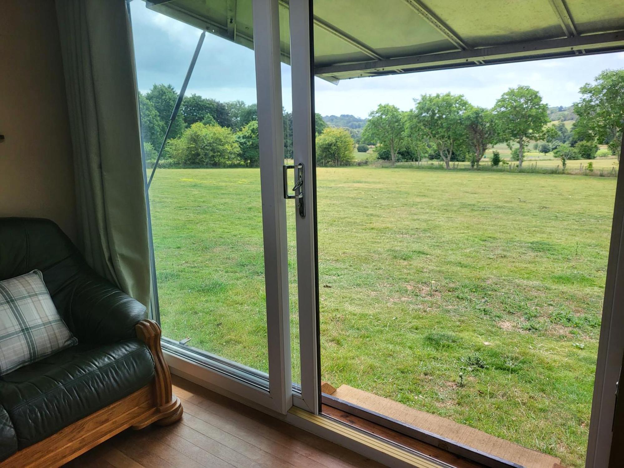 Courtlands Farm Camping And Glamping Canterbury Exterior foto